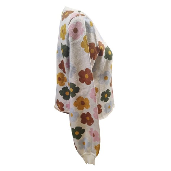 Arula Women's Square Neck Flower Cropped Sweater - Picture 4 of 6